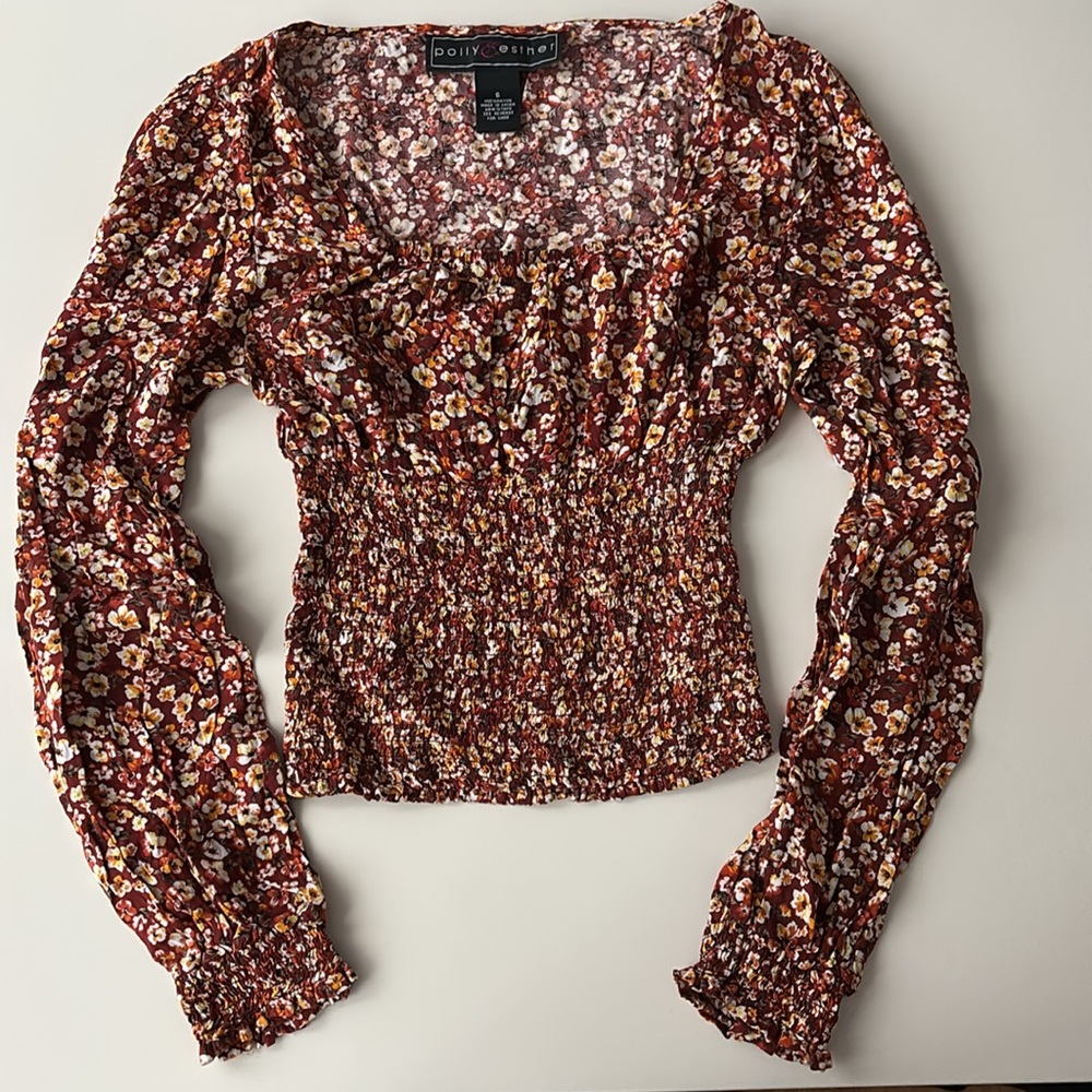 Polly & Ester floral top